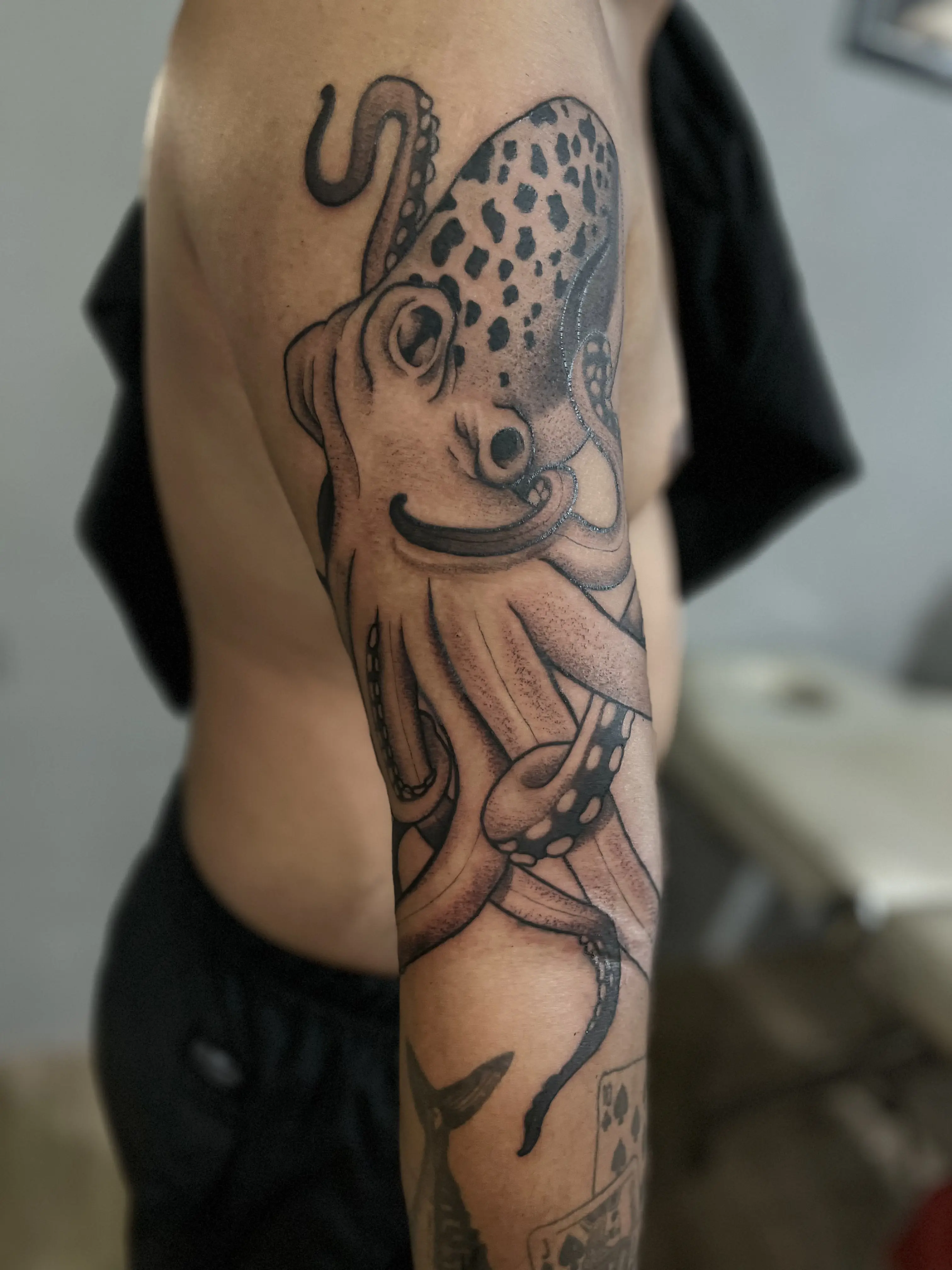 BlackworkDotShading1